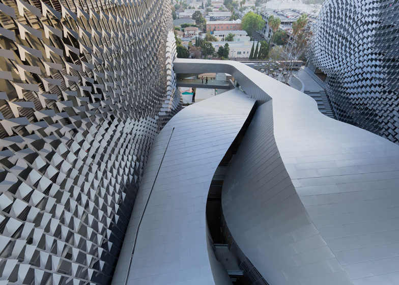 Vista dos Acessos da Escola de Artes em Hollywood