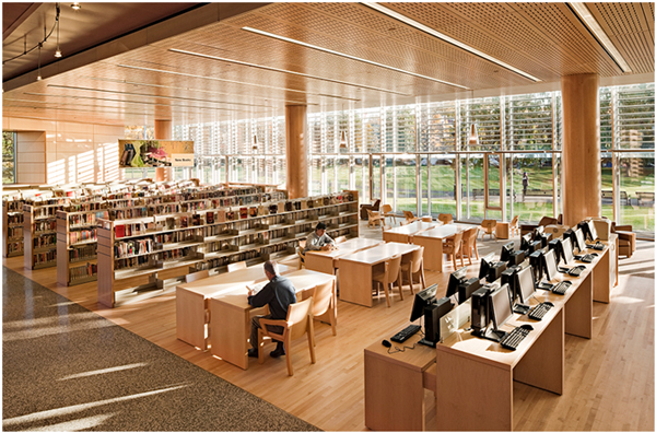 Parte interna da Cambridge Public Library - Vencedor o AIA Institute Honor Award 2015