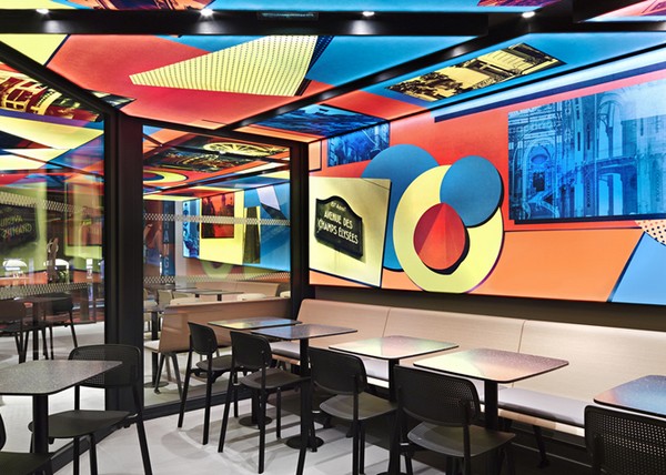 McDonald's da Champs-Elysées ganha reforma bastante inovadora na arquitetura de interiores