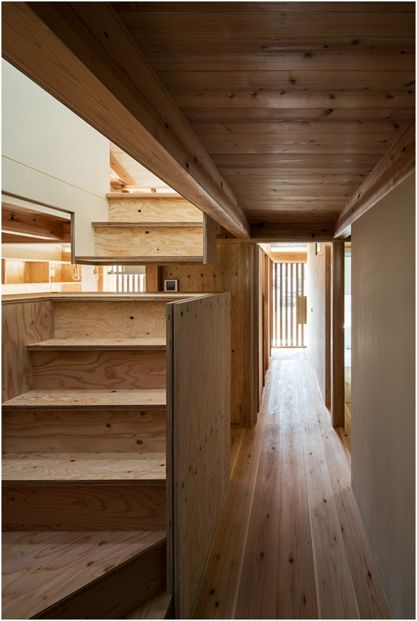 Estrutura de madeira construção de escada