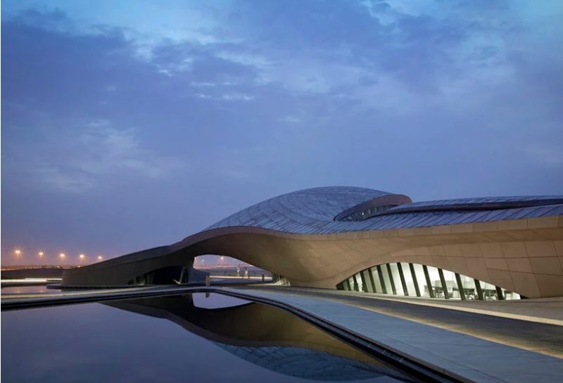 arquitetura-zaha-hadid-architects-emirados-arabes-instituto-bramante-1